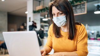 Карантин, удаленка, стресс и депрессия. Как защитить работников во время пандемии?