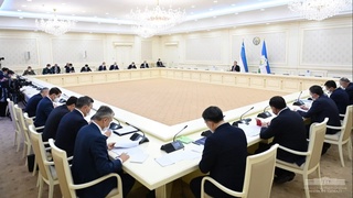 "Агар шу юрт, шу тупроқ биз учун муқаддас бўлса, нима учун уни тоза-озода сақламаймиз?"  — Президент