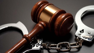 За принуждение несовершеннолетнего к труду предусматривается прямая уголовная ответственность 