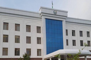 Қашқадарё: 4 та туман ҳокимликларининг ҳужжатларида қонун бузилиш ҳолатлари аниқланди