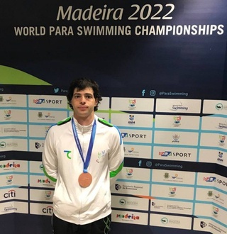 Пара сузиш: спортчимиз жаҳон чемпионати совриндори