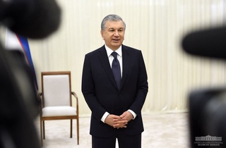 Shavkat Mirziyoyev: People feel happy when issues are resolved first of all in the mahalla