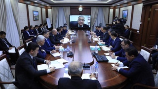 Давлат дастурининг ижроси ва парламент сўрови натижалари муҳокама қилинди