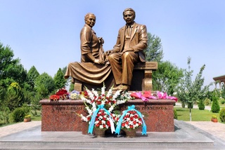 Қаҳрамонлари қадрдонлари эди