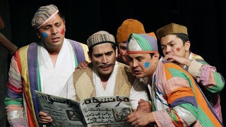 "Jinlar bazmi" teatr sahnasida