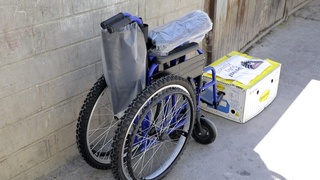 Кимгадир дори-дармон ва яна кимгадир газ плитаси...