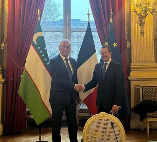 Франция ташқи сиёсат идорасида учрашув