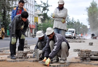 Меҳнат миграцияси ва унинг салбий оқибатларини қандай бартараф этиш йўллари бор?