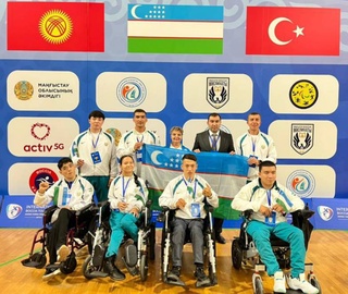Паралимпийцы Узбекистана принимают участие в международном турнире по бочче в казахстанском городе Актау