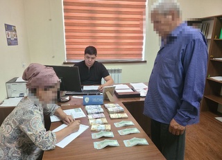 Ota farzandining 18 yoshigacha toʻlanadigan alimentini oldindan toʻladi