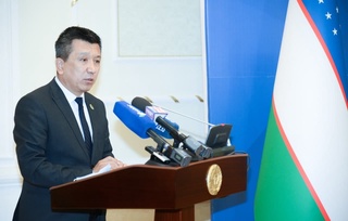 Сиёсий партиянинг ваколатли вакили участка сайлов комиссияси фаолиятига аралаша оладими?     