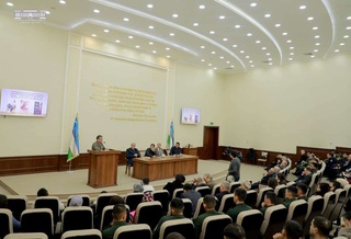 Учта янги роман китобхонлар нигоҳида