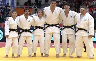 Дзюдоисты Узбекистана завоевали серебро в командном-микст на чемпионате мира среди юниоров