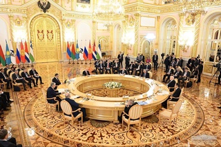 Өзбекстан Президенті ЕЭО-ның мерейтойлық саммитіне қатысты