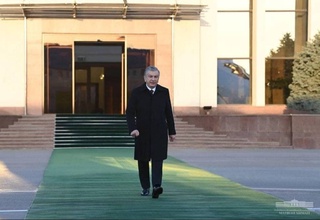 Shavkat Mirziyoyev departs for Russia