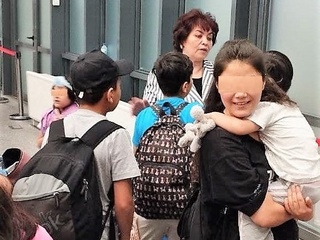 Россиядаги ота-онаси қарамоғидан маҳрум бўлган, қаровсиз ва ёрдамга муҳтож 19 нафар бола Ўзбекистонга қайтарилди