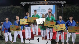 …И Париж рукоплещет курашу