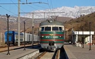 Вниманию пассажиров пригородных электропоездов сообщением «Ташкент - Ходжикент - Ташкент»!