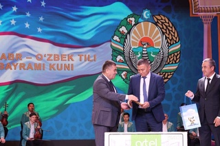 “Qadring baland boʻlsin, ona tilim!” respublika tanlovi gʻoliblari taqdirlandi