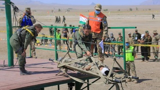 «AрMИ-2021»: команда Узбекистана - чемпион Армейских международных игр «Военно-медицинская эстафета»