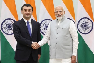 Бахтиёр Саидов Ҳиндстан Бас министри менен ушырасты