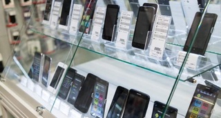 Ўзбекистонга қайси мамлакатлардан телефон олиб кирилади?