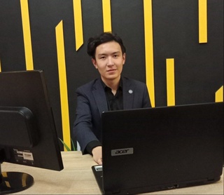 Наманганлик 10-синф ўқувчиси битта буюртмадан 1500 АҚШ долларигача даромад топмоқда