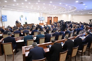 Тошкент шаҳри ва Тошкент вилояти ҳокимларида қурилиш ва коммунал хўжалигига жавоб берадиган 1 нафар ўринбосар бўлиши қарор қилинди