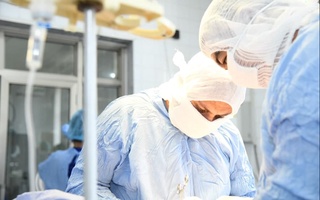 700 dan ortiq buyrak koʻchirib oʻtkazish, jigar va oʻzak hujayra amaliyotlari muvaffaqiyatli bajarildi