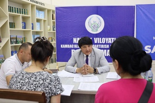 Республиканская рабочая группа проводит выездные приемы в Навоийской области