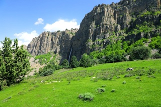 Эртага баъзи жойларда ёмғир ёғиши мумкин