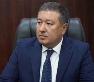 Катта синов бўсағасидаги ўйлар