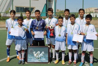 2000 дан зиёд ёшлар футболга ошно бўлди