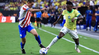 После фиаско с Коста-Рикой Бразилия разобралась с Парагваем