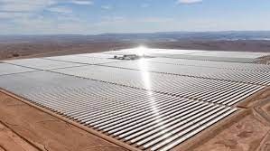 Tokim quyoshdin boʻlgʻay anvor, yoruq qilgʻay jahon mulkini...