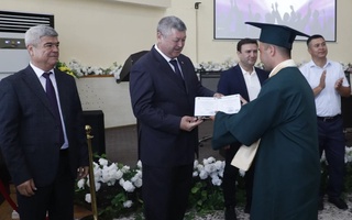 Bugun TDTU Olmaliq filialining 2023-2024-o‘quv yili bitiruvchilariga tantanali diplom topshirish tadbiri o‘tkazildi