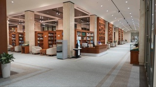 Впервые в Узбекистане: книги проходят «дезинфекцию» ультрафиолетом