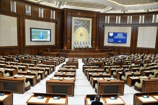 Мийнет нызамшылығына әмел етилиўи бойынша парламентлик сораў жибериў мәселеси көрип шығылды