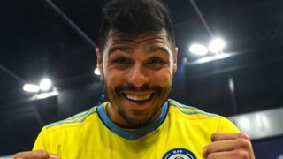 Вратарь Казахстана Игита забил на трех Евро подряд