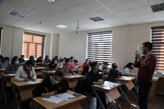 Ingliz tili oʻqituvchilari uchun TOEFL test sinovlari oʻtkazilmoqda