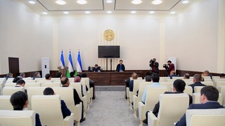 Рабочая группа во главе с Председателем Сената изучила проблемы женщин в Бекабадском районе