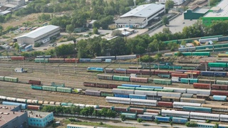 Казахстан намерен развивать железнодорожную структуру