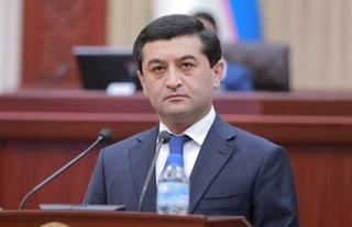 Халқ таълими вазири ота-оналар ва ўқитувчиларга мурожаат қилди