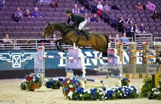 Нуржан Туякбоев финал йўлланмасини қўлга киритди