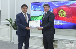 Шавкат Умурзоқов Қирғизистоннинг Ўзбекистондаги элчиси Муса Джаманбаев билан учрашди