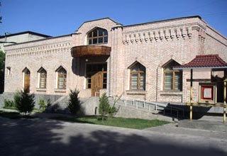 Tabiatni kuylagan rassom