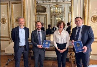 Музей Лувра пополнил свою коллекцию ценными изданиями о культурном наследии Узбекистана