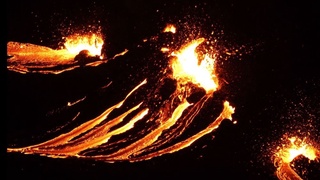 В Исландии проснулся вулкан: все международные авиарейсы отменены