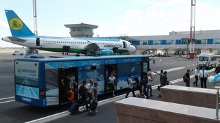 Аэропорты Узбекистана снижают базовые сборы и тарифы на 27%