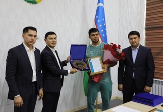 Олимпиада қаҳрамони билан учрашув